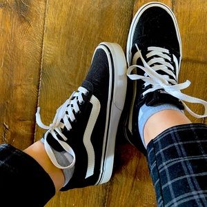 Vans Old Skool sneakers NWOT